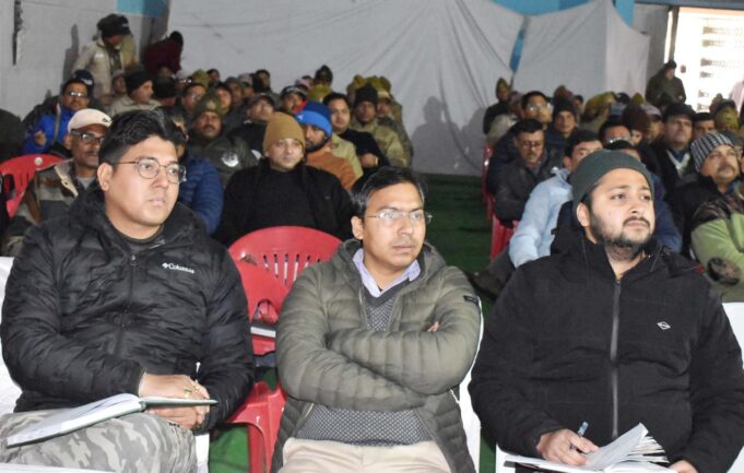 वन विभाग ने फायर सीजन को लेकर तैयारियां की शुरु केदारनाथ वन प्रभाग ने बनाए 23 क्रू स्टेशन, 5 अधिकारी और 180 फील्ड कर्मी किए तैनात