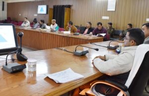 वनों में आग लगाने वालों के खिलाफ एफआईआर दर्ज के साथ होगी सख्त कार्रवाई।