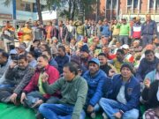 पुरानी पेंशन बहाली की मांग को लेकर कर्मचारियों ने किया प्रदर्शन