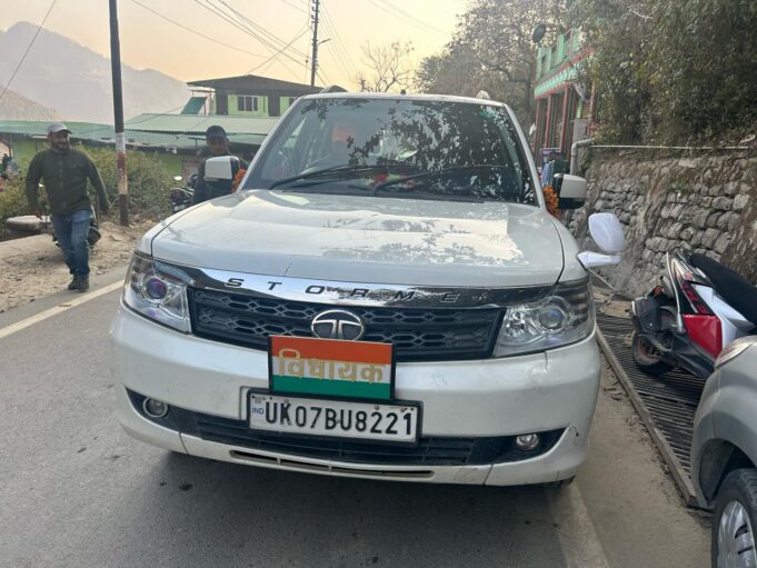 राजनीतिक हलचल: तो यहां है बद्रीनाथ विधायक !