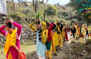 कुंजो मेकोट: सुख -समृद्धि के लिए आयोजित किया श्रीमद देवी भागवत और महायज्ञ