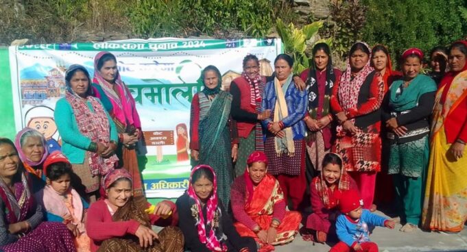 ग्राम पंचायतों और नगरों में आयोजित की गई मतदाता चौपाल