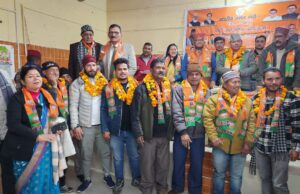 थराली में आयोजित हुवा पार्टी जॉइनिंग कार्यक्रम, सैकड़ो लोगो ने थामा भाजपा का दामन