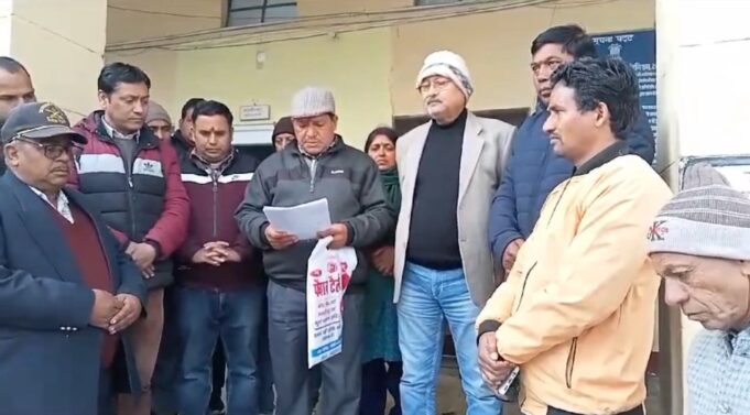 आक्रोश:कपीरी क्षेत्र की 12 सूत्रीय मांगों को लेकर शिष्ट मंडल ने मुख्यमंत्री को भेजा ज्ञापन , आंदोलन की दी चेतावनी