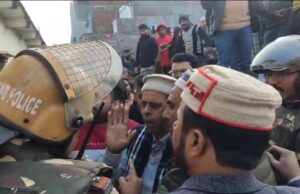 हलद्वानी में कर्फ्यू, दंगाइयों को देखते ही गोली मारने के आदेश