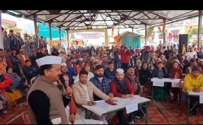 गैरसैंण: कांग्रेस ने आयोजित किया सत्र, डॉ जीत राम मुख्यमंत्री, हेमापुरोहित बनी विधान सभा अद्ययक्ष