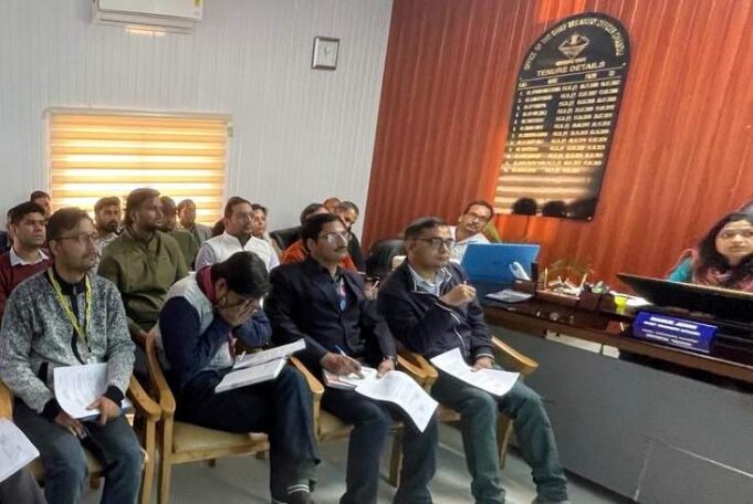 लोकसभा सामान्य निर्वाचन के दौरान प्रत्याशियों का खाता खोलने में विलम्ब न करें बैंक