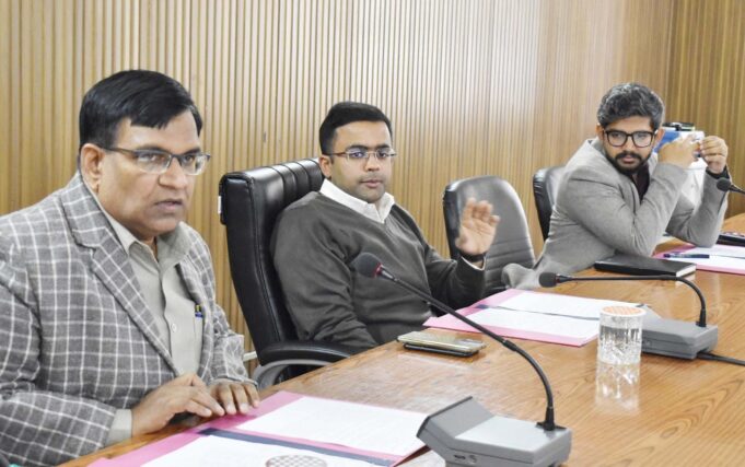 चमोली में लोकसभा चुनाव की तैयारियां हुई तेज।वोटर्स टर्नआउट बढ़ाने के लिए जिला प्रशासन ने लगाया जोर।