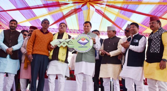 गोपेश्वर नगर के सेनटूना गांव को मिली सड़क की सौगात, मुख्यमंत्री ने की घोषणा