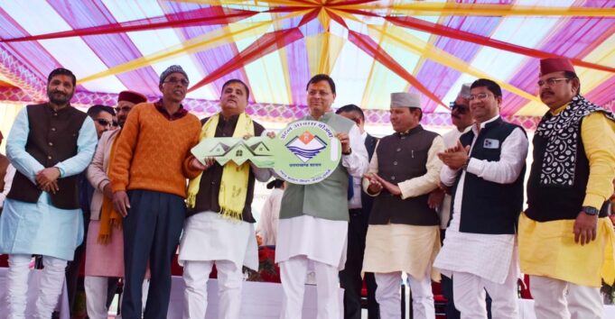 गोपेश्वर नगर के सेनटूना गांव को मिली सड़क की सौगात, मुख्यमंत्री ने की घोषणा