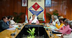 मुख्यमंत्री की अध्यक्षता में सचिवालय में ग्राम्य विकास एवं पलायन निवारण आयोग की 7वीं बैठक आयोजित की