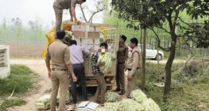 100 पेटी शराब के साथ तस्कर पुलिस की गिरफ्त में