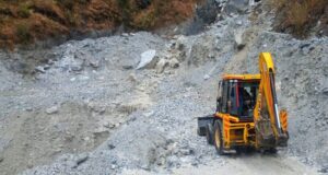 राष्ट्रीय राजमार्ग बद्रीनाथ जोगीधारा व पागलनाला बंद