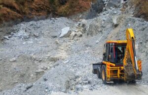 राष्ट्रीय राजमार्ग बद्रीनाथ जोगीधारा व पागलनाला बंद
