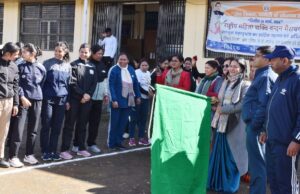 राष्ट्रीय महिला शक्ति वंदन के तहत चमोली में आयोजित हुई महिला मैराथऩ