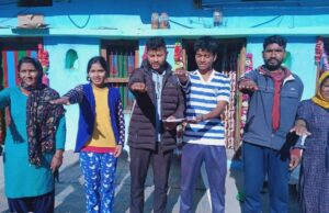 प्रवासी मतदाता बोले हम घर आकर अपने बूथ पर करेंगे मतदान।