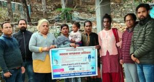 चमोली की स्वीप टीम ने मतदाताओं को शत प्रतिशत मतदान के लिये किया प्रेरित