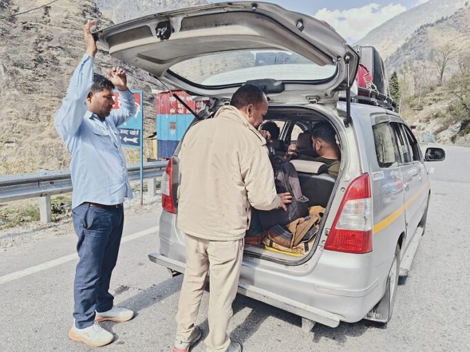 लोकसभा चुनाव में उम्मीदवारों के खर्च पर पैनी नजर।