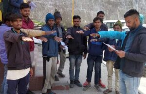 कफलोड़ी के ग्रामीणों ने स्वीप टीम को दिया शत प्रतिशत मतदान का आश्वासन