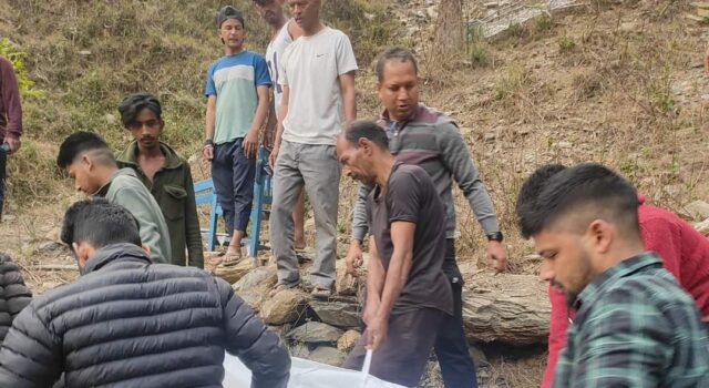 यहां हो गया बड़ा हादसा 4लोगों की मौके पर मौत