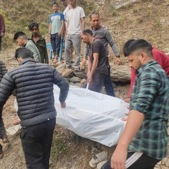 यहां हो गया बड़ा हादसा 4लोगों की मौके पर मौत