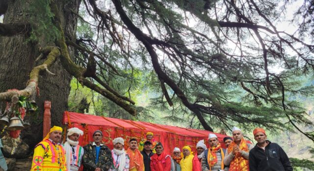 6 माह के लिए खुले लाटू देवता के कपाट