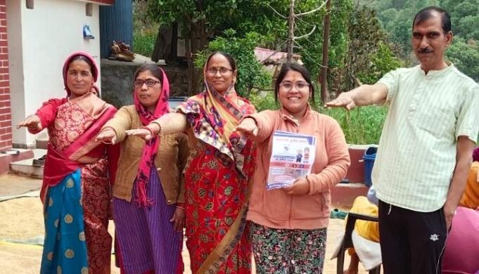 कविताओं के माध्यम से मतदाताओं को जागरूक कर रहे कलम क्रांति मंच के कवि