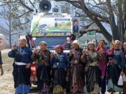 चमोली के मतदाता बूथों पर आयोजित हुई जागरूकता रैली और चौपाल