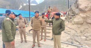 पुलिस अधीक्षक चमोली ने यात्रा व्यवस्था का लिया जायजा