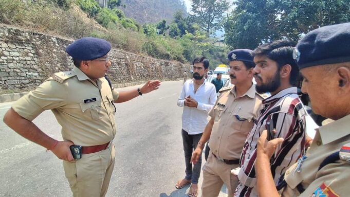 पंजीकरण के पश्चात ही यात्रा पर आयें श्रद्धालु: एसपी चमोली