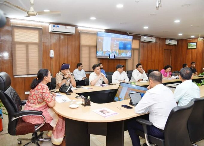 मुख्य सचिव ने वर्चुवल माध्यम से चारधाम यात्रा की जानकारी केंद्र को दी