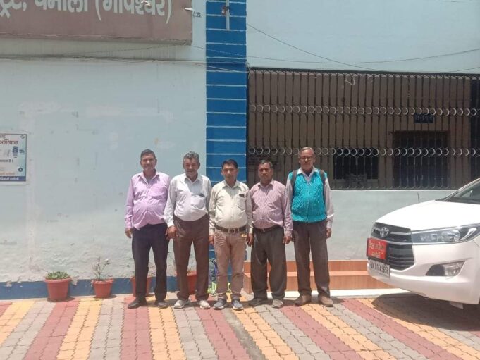 उर्गम घाटी की समस्याओं को लेकर जिला अधिकारी से मिला प्रतिनिधि मंडल