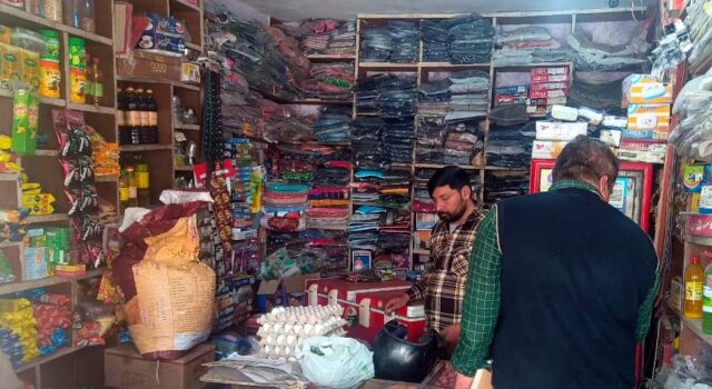 बदरीनाथ यात्रा मार्ग पर खाद्य संरक्षा एवं औषधि प्रशासन की टीम ने किया निरीक्षण