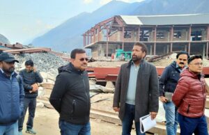 अपर मुख्य सचिव आनंद वर्धन ने लिया चारधाम यात्रा व्यवस्थाओं का जायजा।