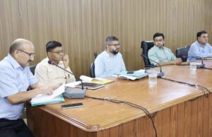 डीएम ने ली स्प्रिंग एंड रिवर रिज्यूविनेशन अथॉरिटी की बैठक।