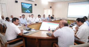 सचिवालय में राजस्व प्राप्ति की स्थिति के संबंध में समीक्षा बैठक आयोजित