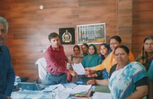 रुद्रनाथ मार्ग पर स्थानीय लोगों के अस्थाई टेंट हटाये जाने पर लोग नाराज