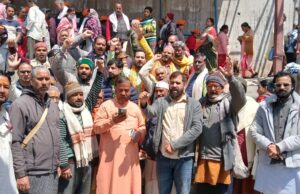 मूल निवास भू कानून समन्वय संघर्ष समिति ने बद्रीनाथ मास्टर प्लान के प्रभावितों से की मुलाकात