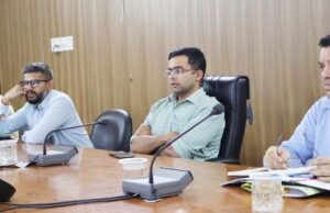 जिलाधिकारी की अध्यक्षता में हुई जिला गंगा संरक्षण समिति की बैठक।