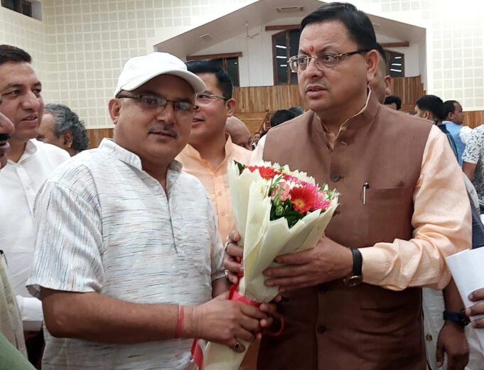 श्रम विभाग में पंजीकृत श्रमिकों के बच्चो को आईटी रुद्रपुर में मिला प्रवेश