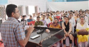 बद्रीनाथ सीट के 210 बूथो के लिए रिजर्व सहित बनाई गई 230 पोलिंग पार्टी।