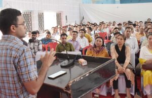 बद्रीनाथ सीट के 210 बूथो के लिए रिजर्व सहित बनाई गई 230 पोलिंग पार्टी।