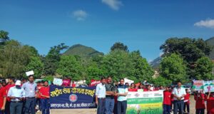 हरेला पर्व पर स्कूली बच्चों ने पर्यावरण संरक्षण को लेकर निकाली जागरूकता रैली