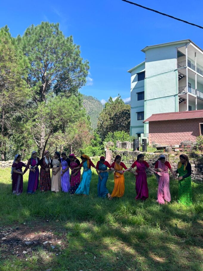 सांस्कृतिक कार्यक्रमो के साथ मनाया हरेला,