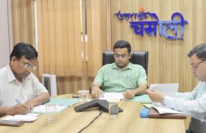 भूमिअधिग्रहण एवं अतिक्रमण मामलों का त्वरित हो निस्तारणः हिमांशु खुराना