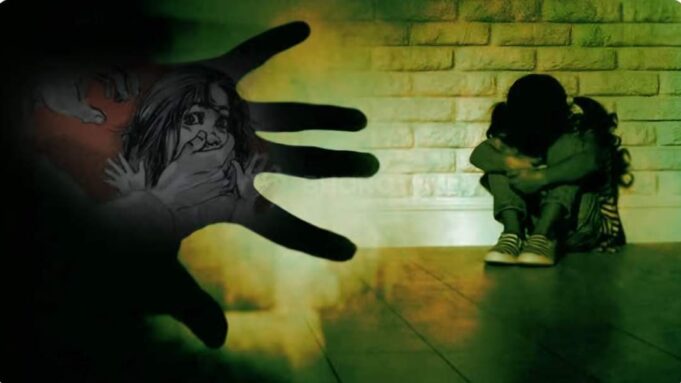 हल्द्वानी के सुशीला तिवारी अस्पताल में नाबालिग किशोरी से दुष्कर्म का प्रयास, पुलिस ने आरोपी युवक को लिया हिरासत में।