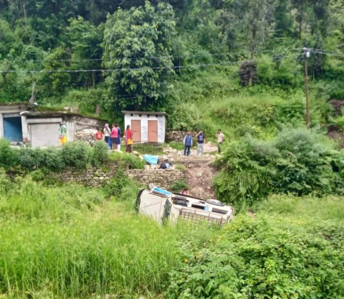 नंदानगर में वाहन दुर्घटनाग्रस्त,एक की मौत 5 घायल