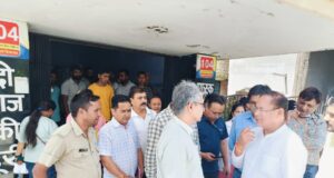 बद्रीनाथ विधायक ने जिला अस्पताल का किया औचक निरीक्षण,