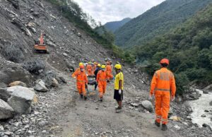 केदानाथ मार्ग पर मृतकों की संख्या पहंची4, देर रात मलबे की चपेट में आये थे तीर्थ यात्री