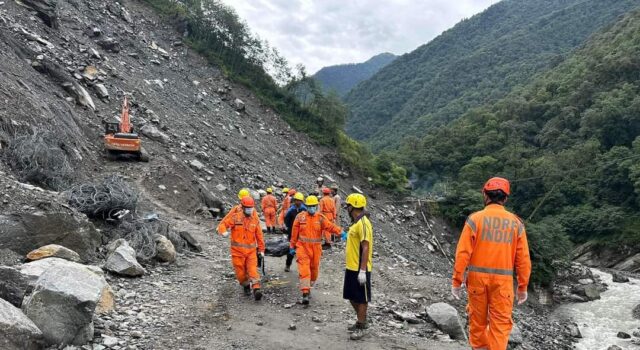 केदानाथ मार्ग पर मृतकों की संख्या पहंची4, देर रात मलबे की चपेट में आये थे तीर्थ यात्री